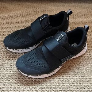 TIEM Women's Black Athletic Shoes